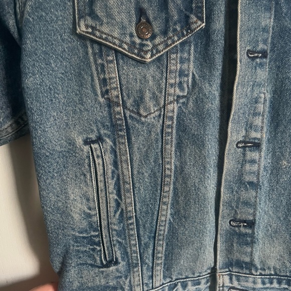 Denim Jacket with Button Closure - Picture 8 of 8